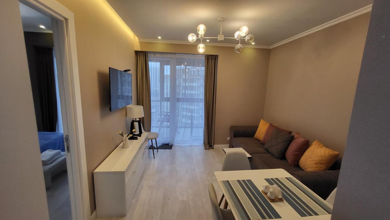 Holiday Apartments Batoumi Extérieur photo